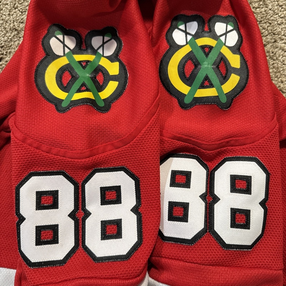 Patrick Kane Chicago Blackhawks Reebok Premier Home Red Jersey Stitch Youth S/M - Picture 6 of 9